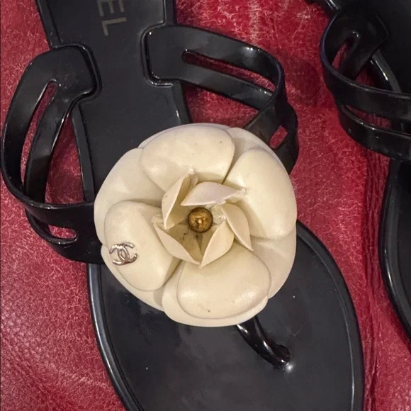 CHANEL CAMELLIA SANDALS - Picture 2 of 4